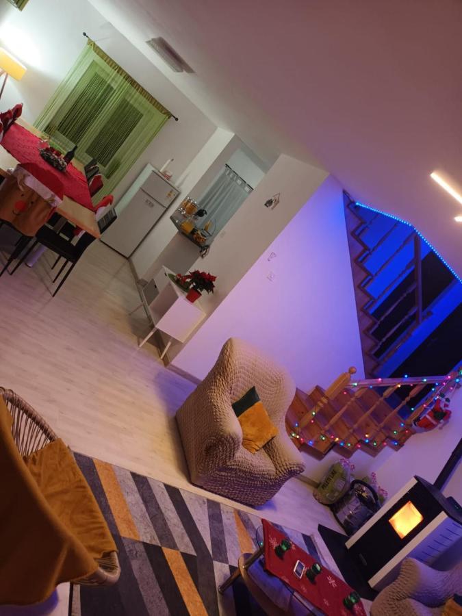 Holiday Home Ivano โคเรนนิซา ภายนอก รูปภาพ