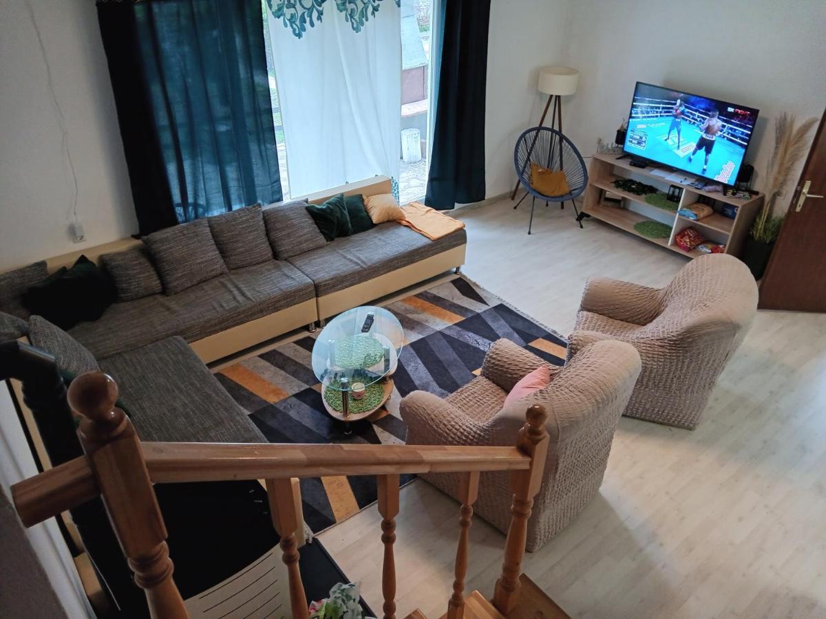 Holiday Home Ivano โคเรนนิซา ภายนอก รูปภาพ