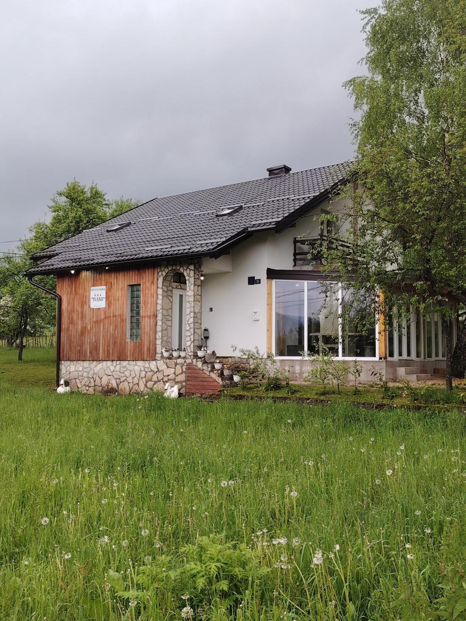 Holiday Home Ivano โคเรนนิซา ภายนอก รูปภาพ